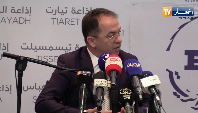 وزير العمل: إنخفاض نسبة البطالة في الجزائر ليصل إلى 11.1 بالمئة