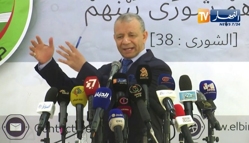 “بن قرينة :” نحترم الأحزاب السياسية المصوتة بـ”لا” على تعديل الدستور