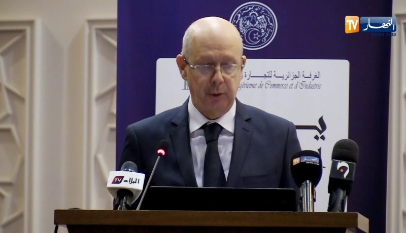 راوية: “على المستثمرين الإقتصاديين المساهمة في ترقية وتقوية الإقتصاد الوطني”