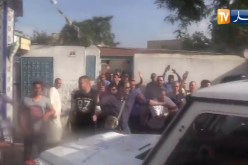 الوزير الأول السابق أحمد أويحيى يودع سجن الحراش تحت هتافات “كليتو البلاد يا السراقين”