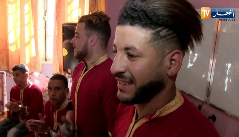 عين تموشنت: “التحدي”.. فرقة من الصم البكم تحترف العزف على الألات الموسيقية