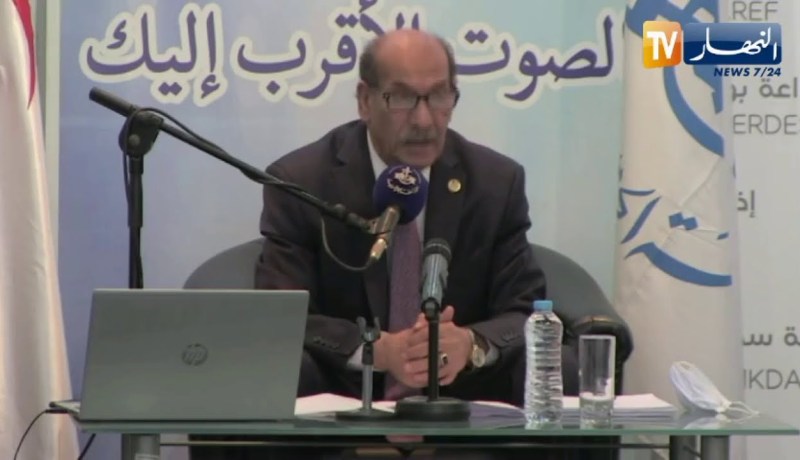 كمال فنيش: مشروع قانون الإنتخابات جسد ما جاء في الدستور الجديد كما سيقضي على المال الفاسد