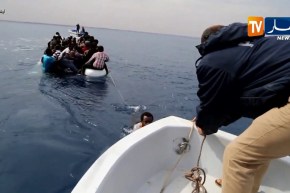 تونس: البحرية التونسية تنقذ 64 مهاجرا غير شرعي