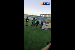 هكذا إستقبل أنصار الخضر اللاعبين لحظة دخولهم لملعب بيتروسبورت