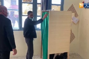 والي ولاية تبسة ورئيس المجلس الشعبي الولائي يؤديان واجبهما الإنتخابي