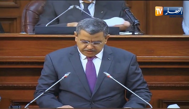 جراد : مشروع تعديل الدستور يكرس تمسك الجزائر بإنتمائها الحضاري الإسلامي والعربي والأمازيغي