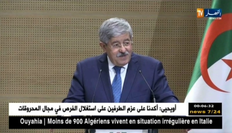 أويحيى: أقل من 900 شخص يقال أنهم “حراقة” جزائريون بإيطاليا