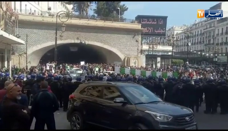 العاصمة: مسيرات سلمية رفضا لترشح بوتفليقة لعهدة جديدة