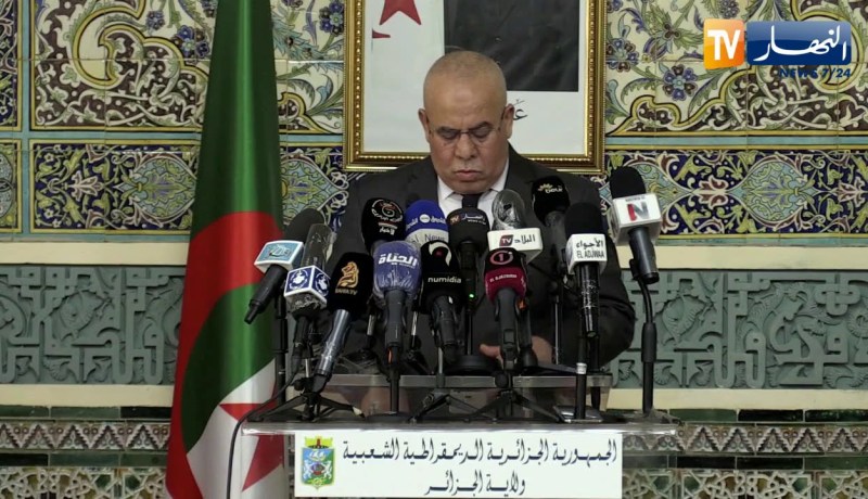“والي الجزائر :” تسخير 13 مصلحة مخصصة لمعالجة كوفيد تم تجهيزها بالوسائل الخاصة