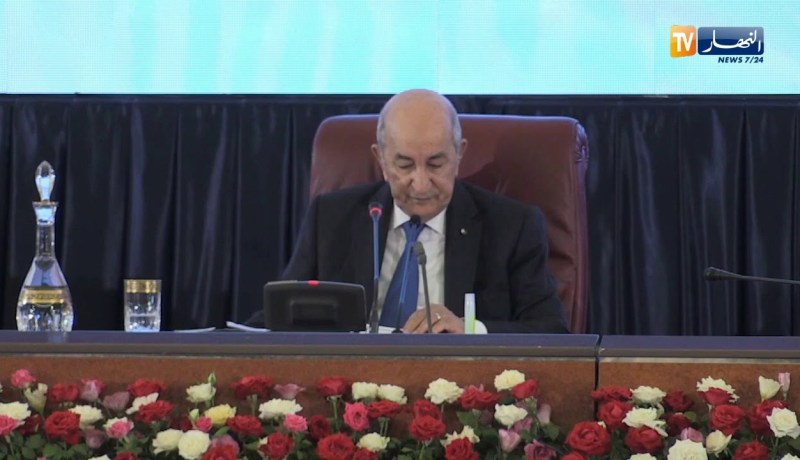 “الرئيس تبون: أصوات طالبت برفع الحجر والآن تقول “راح يدو البلاد للخراب