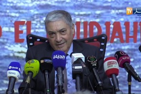 سياسة/ “بن فليس” يخرج عن صمته ويهاجم طرطاق