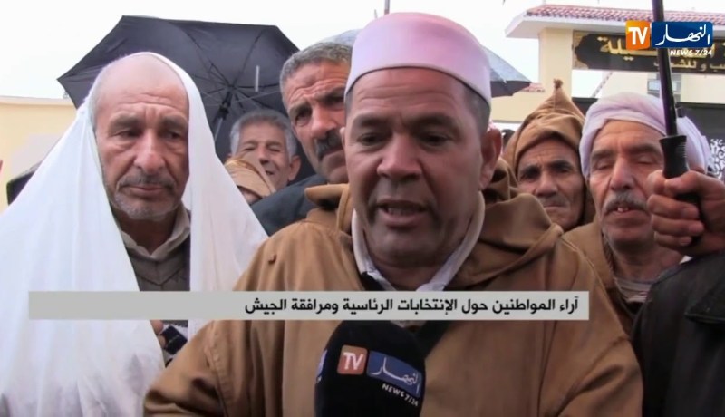 رئاسيات: مسيرات داعية للإنتخابات ومؤيدة لمرافقة الجيش عبر الوطن