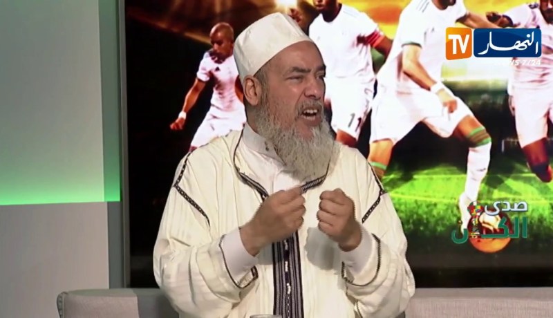 الشيخ شمس الدين: يقصف محللي البلاطوهات.. ما راناش في وقت النقد لازم نساندوا المنتخب الوطني