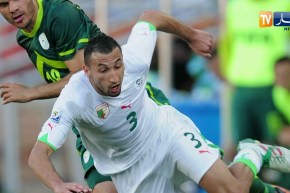 بلحاج: قدوم لاعبين شبان للخضر و السفريات الإفريقية المرهقة سبب إعتزالي المنتخب