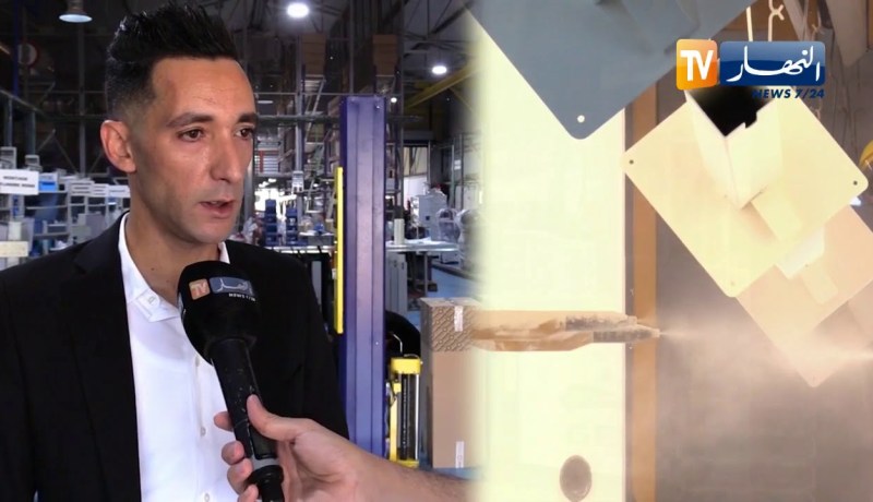 جائحة كورونا..  محمد يستحدث جهازا لتعقيم اليدين دون اللجوء للمس