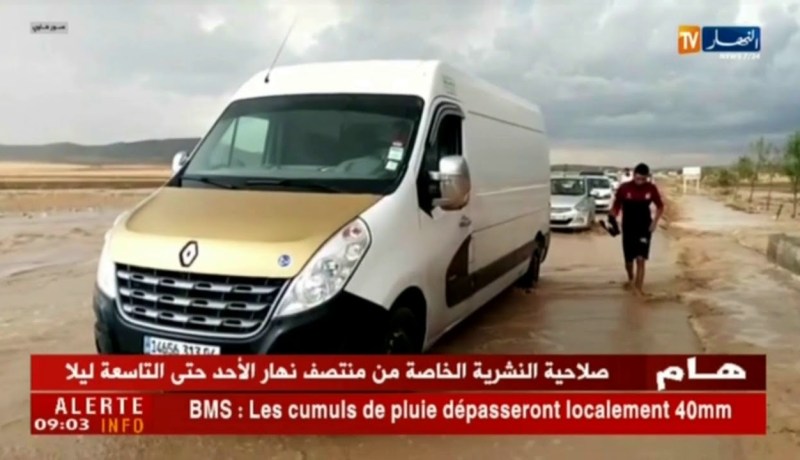 أم البواقي: سيول وفيضانات بفعل الأمطار الرعدية المتساقطة
