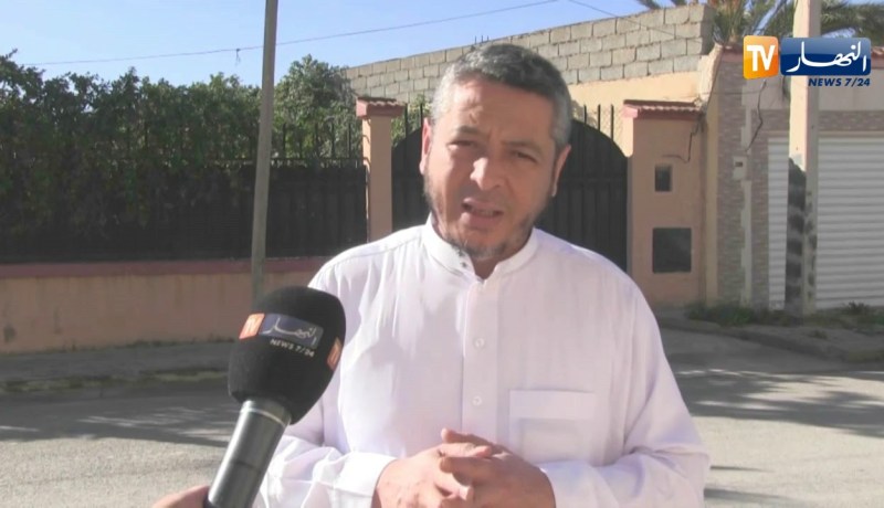 ابن الشنفرى: توفير 12 حافلة لنقل المواطنين إلى العاصمة لحضور جنازة أحمد قايد صالح