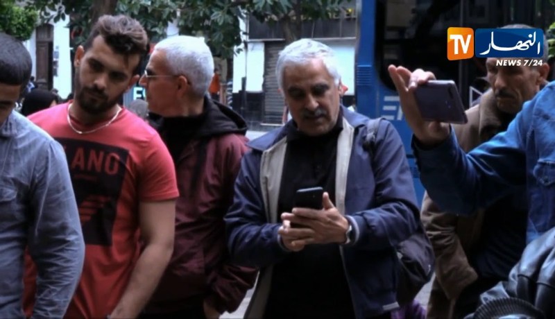 ثقافة: رأي فناني الشارع بعد إستقالة بوتفليقة