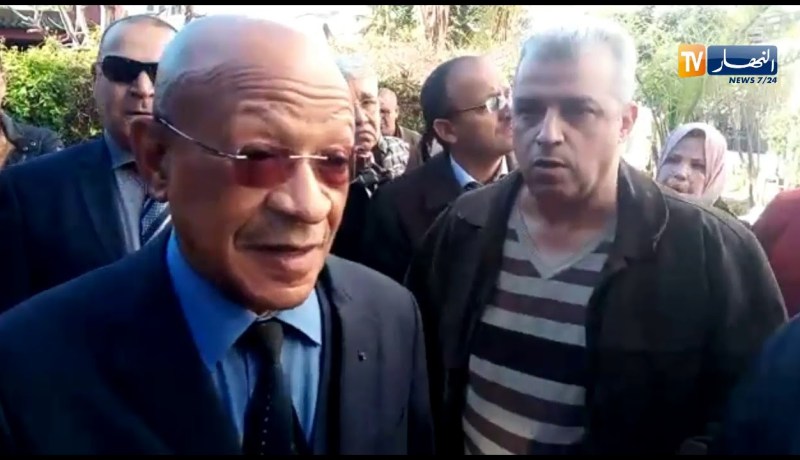 العاصمة/ “زوخ” يطالب بفتح حديقة تابعة لعمارة بـ “ديدوش مراد” إلى جميع المواطنين