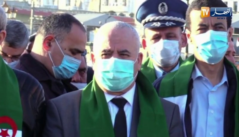 العاصمة: والي العاصمة يحي اليوم الوطني للشهيد