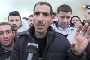 ميلة/ سكان مشتة الكبابة يغلقون الطريق للمطالبة بالغاز وإصلاح الطريق