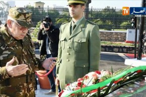 دفاع/ “القايد صالح” يواصل زيارته التفقدية لليوم الثالث للناحية العسكرية الثانية