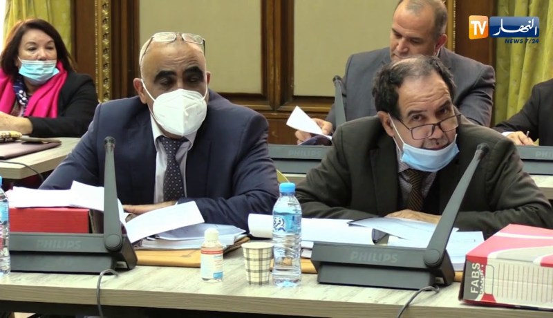 وزير المالية يعرض المشروع التمهيدي لتسوية الميزانية لسنة 2018