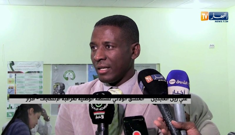 أدرار/ إنطلاق عملية تصديق وتوزيع بطاقات الناخب