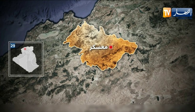 إصابة 31 شخصا بتسمم غذائي بعد تناولهم لحلويات في معسكر