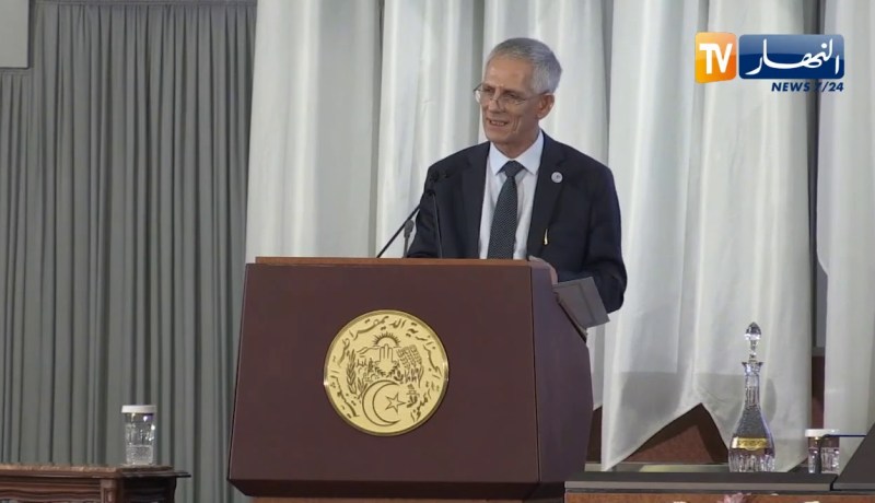 وزير الصناعة: سيتم إستحداث قانون إستثمار جديد قبل شهر اكتوبر المقبل من اجل بعث بعض الانشطة