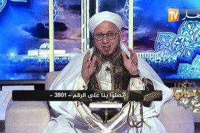 فاسألوا / عند قراءة القرآن هل يجب وضع الخمارعند سجدة التلاوة ؟