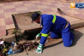 النعامة : حملة تنظيف البالوعات وقنوات الصرف الصحي تحسبا لأي طارئ