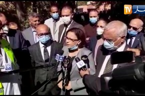 “وزيرة التضامن بالبيض :” زيارتنا تأتي لإجل إطلاع على ما مدى التكفل بعائلات ضحايا الإنفجار