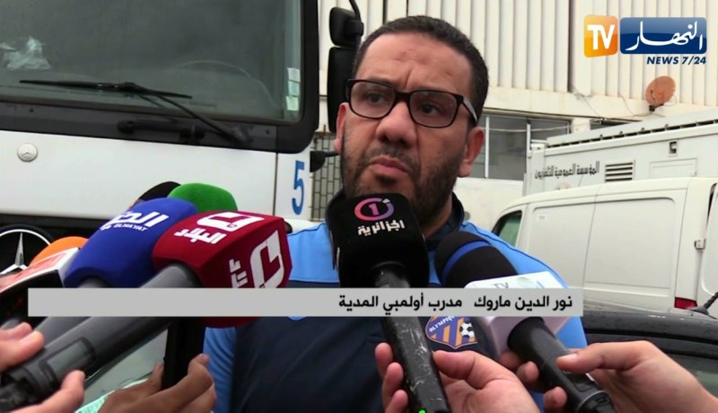 محفوظ بوقلقال ومدرب أولمبي المدية يرحبان بفكرة توقيف البطولة