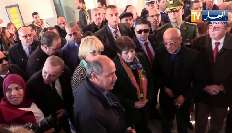 بن غبريت وزوخ يدشنان منشآت مدرسية بالعاصمة