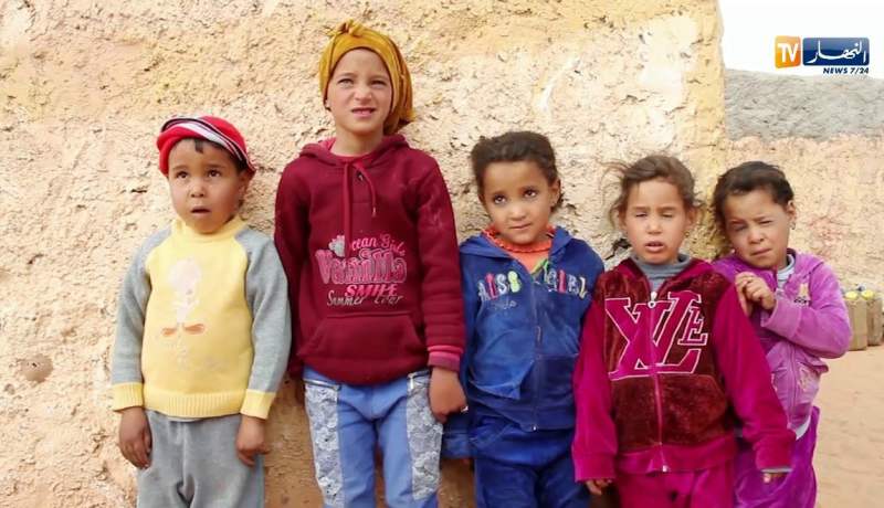 جورنان اليوم/ الأغواط..منطقة المطيرة السكان يطالبون بالكهرباء الريفية و الأطفال يحلمون بالدراسة