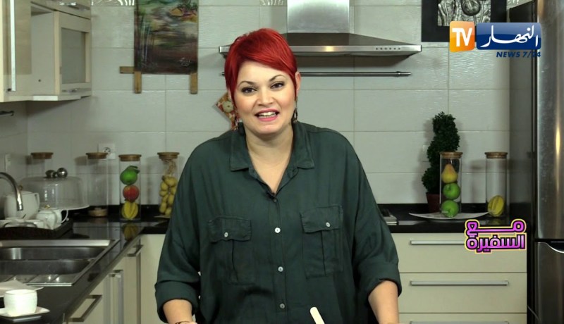 مع السفيرة/ قناع هندي ضد البقع البنية