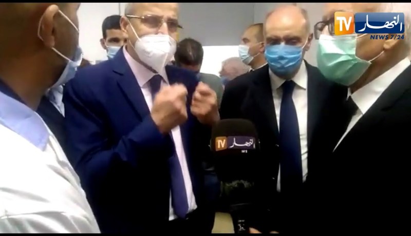 وزير التعليم العالي يدشن مخبر القاعدة التقنية للتحاليل الفيزيوكيميائية بجامعة ورقلة