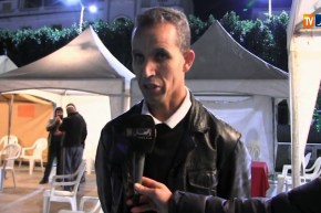 البليدة/ شباب ينصبون خيمة عزاء بساحة الحرية وسط المدينة