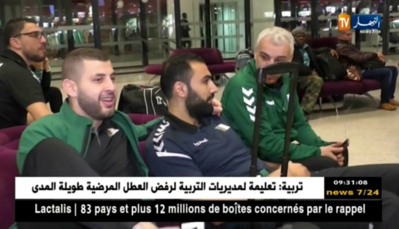 المنتخب الوطني لكرة اليد يغادر أرض الوطن بإتجاه الغابون للمشاركة في الكان