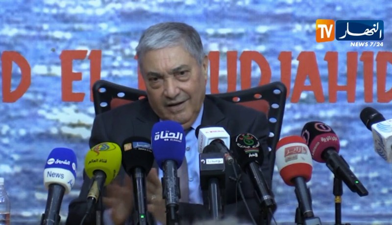 سياسة: بن فليس يخرج عن صمته ويهاجم طرطاق