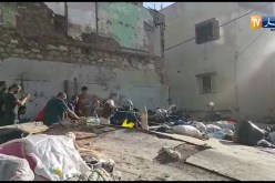 شاهد..لحظة إنتشال الضحية الثانية في إنهيار بناية بوهران