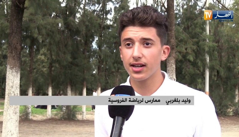 بعدما كانت حكرا على الأغنياء فقط..”الزواولة” يقتحمون ميادين الفروسية