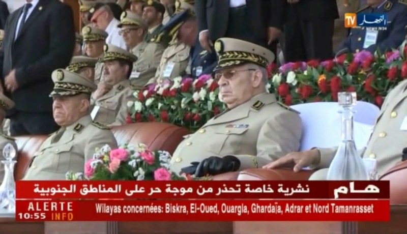 الفريق أحمد قايد صالح يشرف على حفل تخرج 3 دفعات بالأكاديمية العسكرية بشرشال