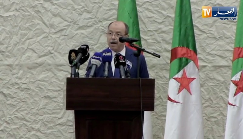 وزير العدل: لابد من مراجعة برامج التكوين و مدتها و تدعيم التأطير الإداري والبيداغوجي