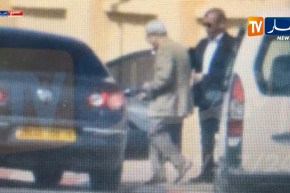 صور حصرية تظهر “محمد مدين” المدعو “توفيق” وهو بصدد الدخول إلى مقر إقامة” زروال”