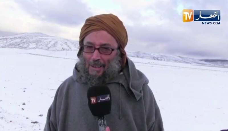 سعيدة: مدينة عين الحجر تتزين بالحلة البيضاء بعد التساقط الكثيف للثلوج