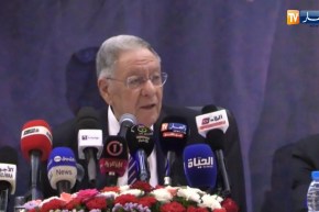 جمال ولد عباس يرد على معارضيه..”أنتم حيوانات سباتية”