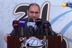 مقري : “خليفة حفتر يجازف بنفسه.. وهو يستهين بالشعب الجزائري”