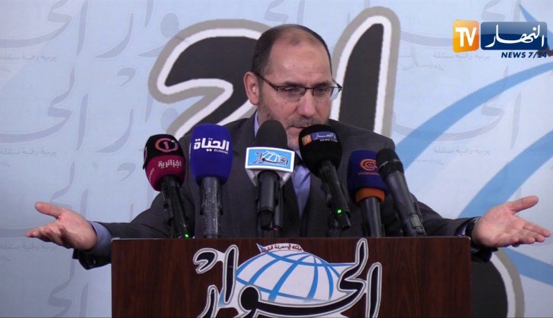 مقري: نحن في خدمة الحراك.. “لي ماشي عاجباتو الأحزاب يأسس حزب”